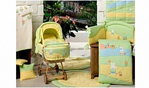 Комплект для кроватки Акварели 034R.155verde из коллекции 4 времени года, в чемодане (Babypiu, 00-0014860)